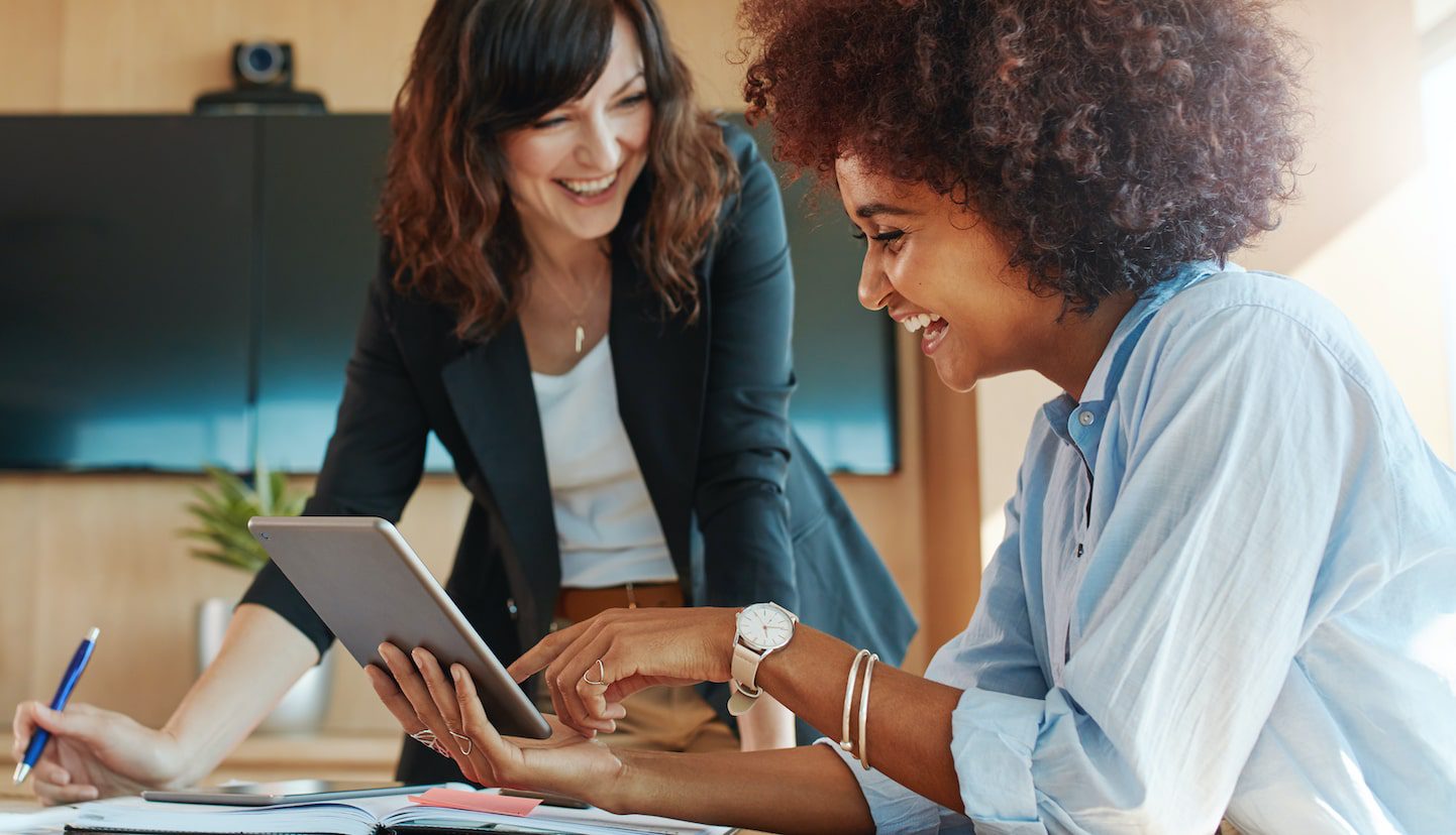 people-smiling-cropped-min people-smiling